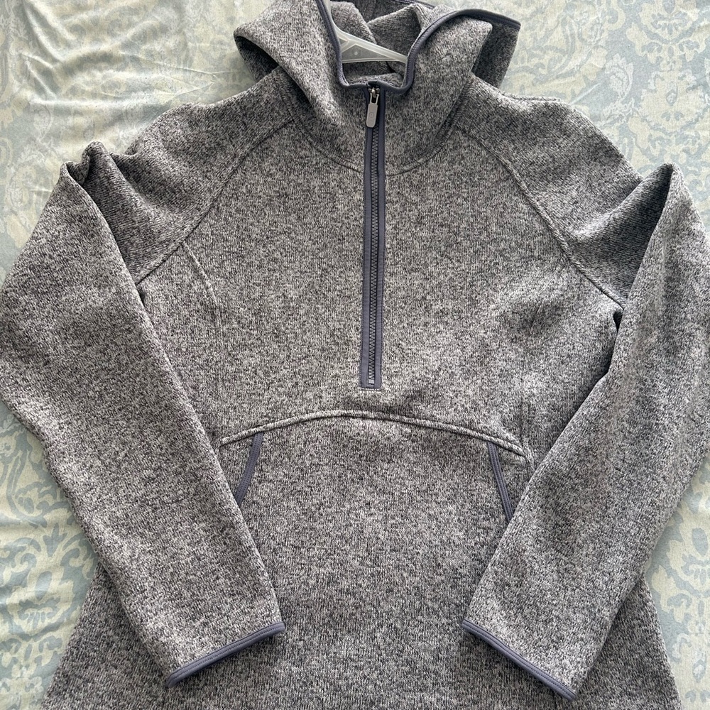 Gently Used Lululemon Fleece &Thank you Pullover Fleece Size 6